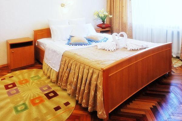 Profssoyuzny Hotel 체르니히우 외부 사진